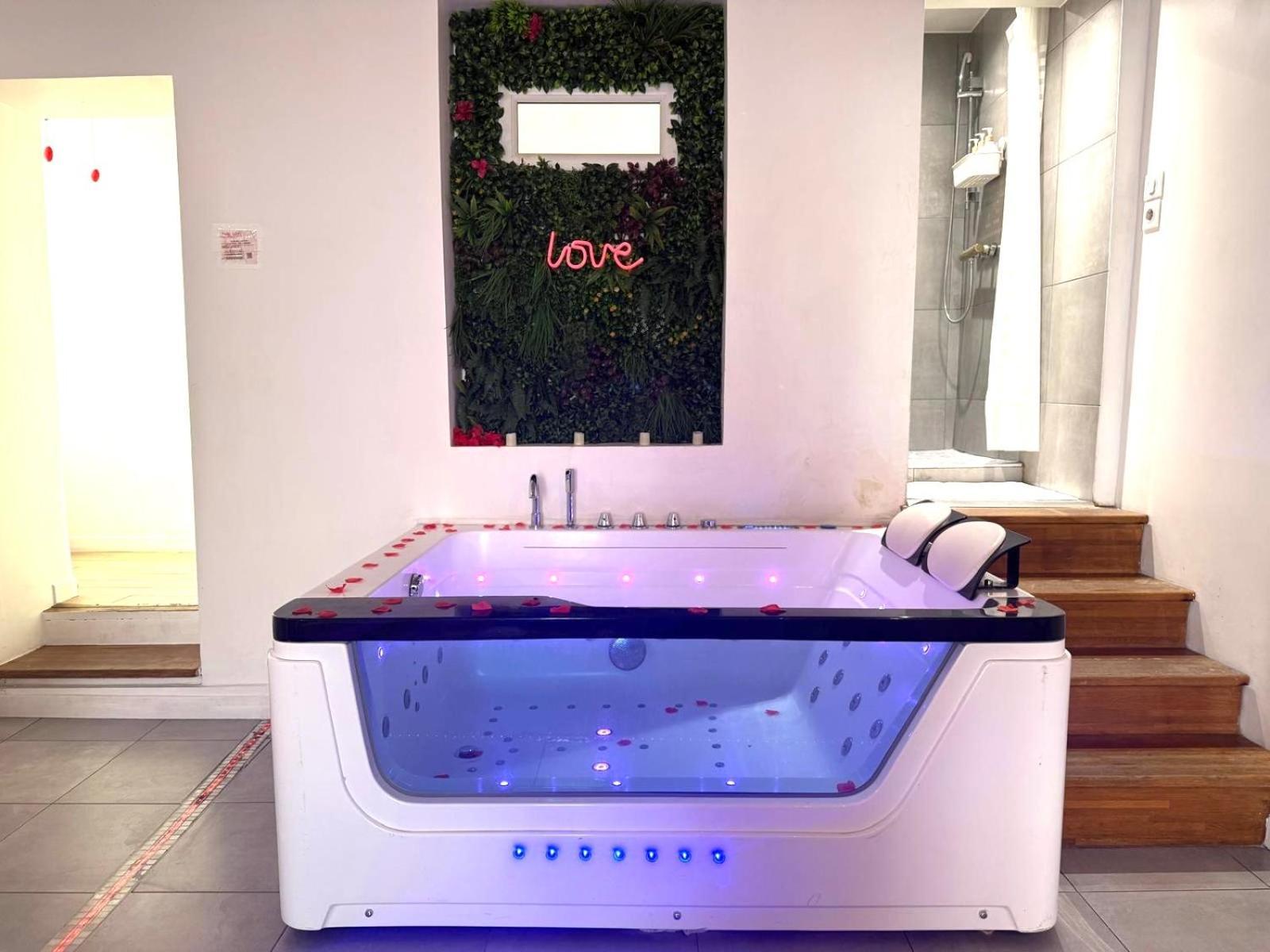 Logement Moderne Avec Jacuzzi Aubervilliers Exterior photo